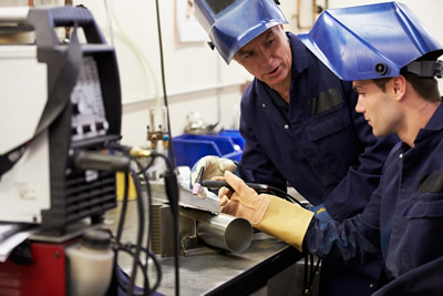 SA needs 30 000 Artisans a Year but only trains 20 000: Experts Warn of Skills Gap